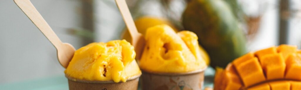 Yoghurt mango